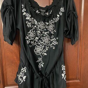 White House/Black Market